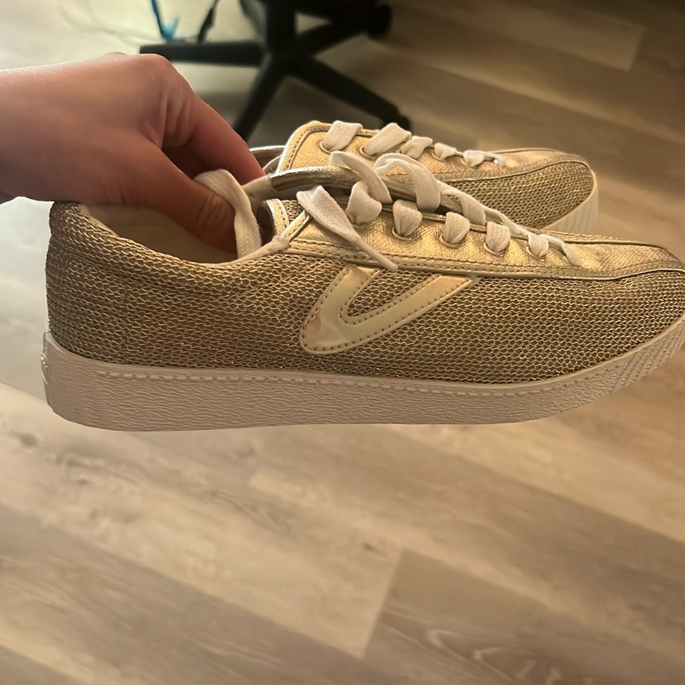 Tretorn Nylite Plus Glitter sneaker in GOLD